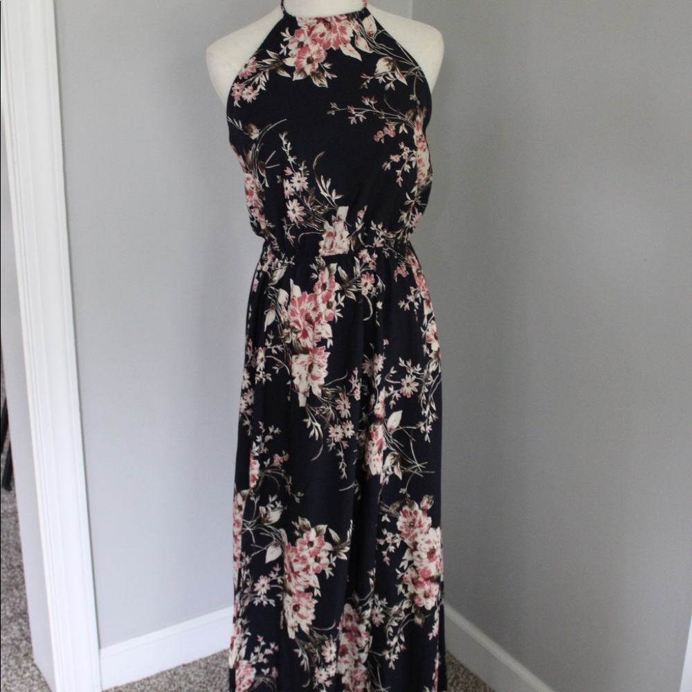 Lulu’s Navy Floral Maxi Dress, Size Medium